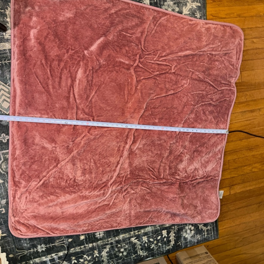 Plush Rose Pink Square Throw Blanket